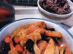 山城麻辣素香锅-轻蔬不用等·素食(江苏路店)