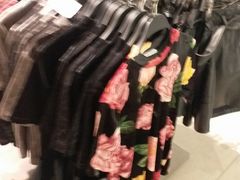 -ZARA(凯德乐峰广场店)