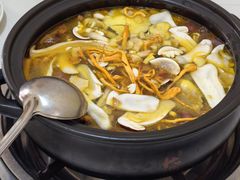 -菌之家·专业纯野生菌火锅·特色炒菌