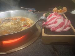 -湊湊火锅·茶憩(打浦桥日月光店)