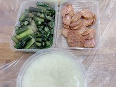 香肠-蓝精灵饺子店