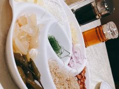 -聚鲜港（五洞）牛肉自选火锅