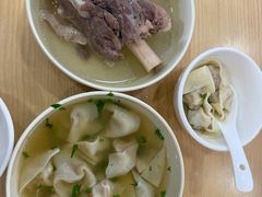-周震馄饨
