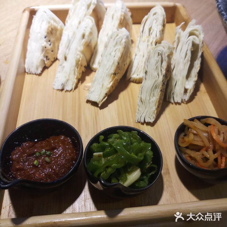 因为看每桌基本都有 决定尝遍