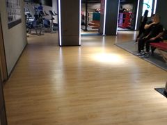 -一兆韦德健身(张杨路店)