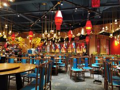 大堂-老滇山寨•云南特色菜•地方菜•民族风情歌舞表演(金碧店)