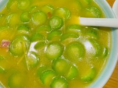 浓汤煮丝瓜-渝信川菜 · 川味家常菜(财富购物中心店)