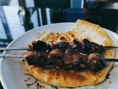 -烤肉小伙烤肉店