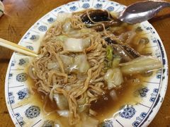 -六合夜市