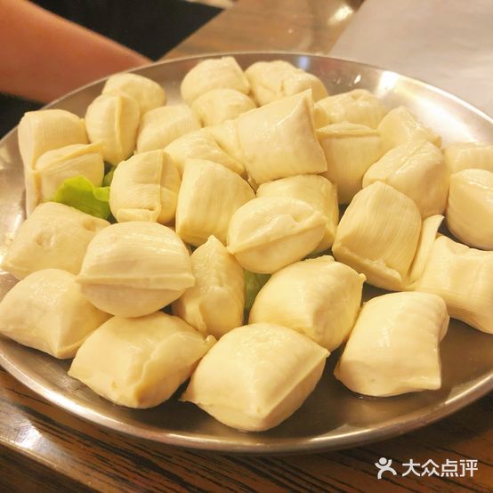 晨雨丛林火锅烤肉