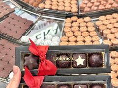 -Laderach 莱德拉(上海环贸iapm店)