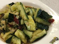 -张大师鸭爪爪特色干锅(南湖店)