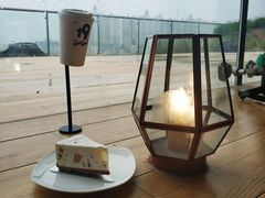 开心果什锦酸奶慕斯-Seesaw Coffee(朝阳大悦城店)