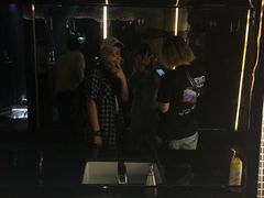 -Club Queen皇后酒吧