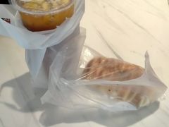 -85度C(生甜甜圈研究工坊·上海平凉店)