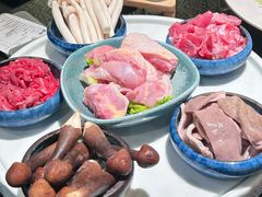 -得意咚瓜·顺德鱼生·冬瓜火锅(深圳首店)