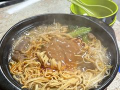 -砂锅米线