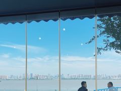 -游心咖啡(青山滨江店)