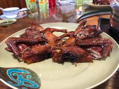 红烧乳鸽-大田塱鸽庄