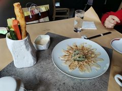 -穹六人间 people 6(岳阳路店)