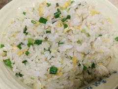 -靓靓蒸虾(恩施新天地店)