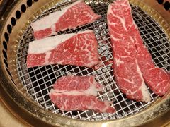 -铭牛烧肉·和牛海鲜自助(高新月牙湖店)