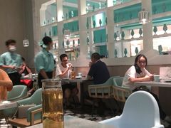 大堂-姚姚酸菜鱼·金戈戈香港豉油鸡(喜荟城联名店)