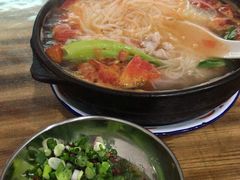 番茄肉片细米线-贵州沾水米线(学田湾店)