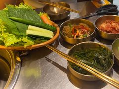 -釜山火炉·海鲜烤肉(紫藤路店)