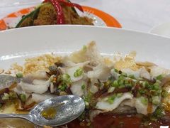 -粤盛海鲜平价店(洛溪食街店)