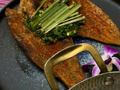 -香巴拉云南餐厅(华莱坞店)