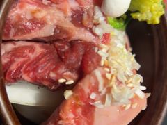 -山川小町·极番烧肉(新地假日广场店)
