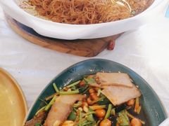 -石牌岭小亮蒸虾•湖北老字号(左岭店)