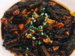 -山明水秀大饭店