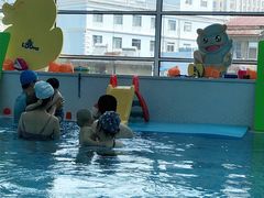 -龙格亲子游泳·水育早教中心(华亿大润发店)