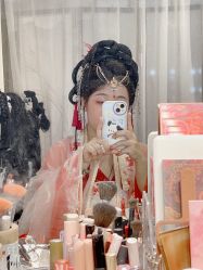 -一揽芳华汉服旗袍体验馆(拙政园店)