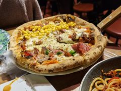 双拼披萨-盘炉forenza·云贵川融合小食堂 ( 钟楼中柳巷店)