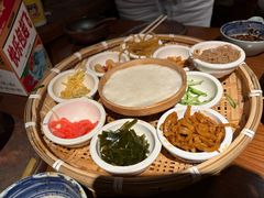 -包整·丝娃娃(一览甲秀楼风景店)