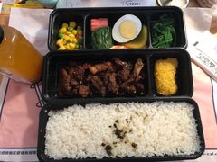 -饭丰町和风精致便当(长阳路店)