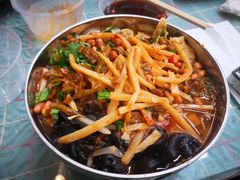 -红鼻子桂林米粉(金唐新光界店)