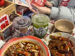 蟹脚捞面-老三样·旧食新味(船山路店)