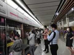 -红土地(地铁站)