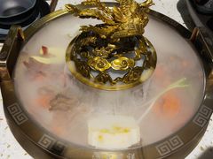 -炙爱鮮貨火锅(中东砂之船店)