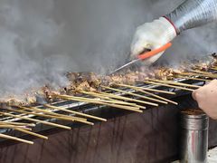 -巴汗羊肉串烧烤店