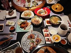 -上井料理黑金店(IFS国金中心店)