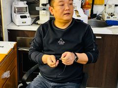 -优医视平价眼镜蔡司依视路折扣工厂店(十里堡店)