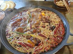 -黄潇洒老火锅(九眼桥宏济巷店)