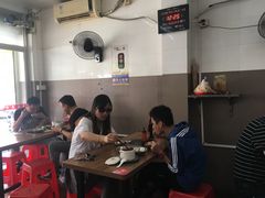 大堂-歪头牛肉(金龙壹号店)