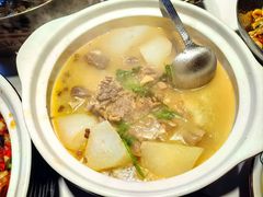 -费大厨辣椒炒肉(高铁吾悦广场店)
