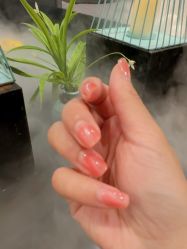 -爱空间美睫健康美甲